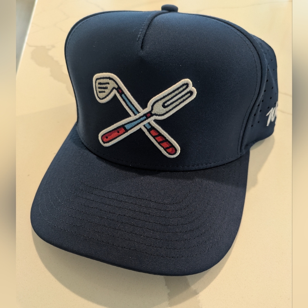Men's Waggle Golf & Grill Hat